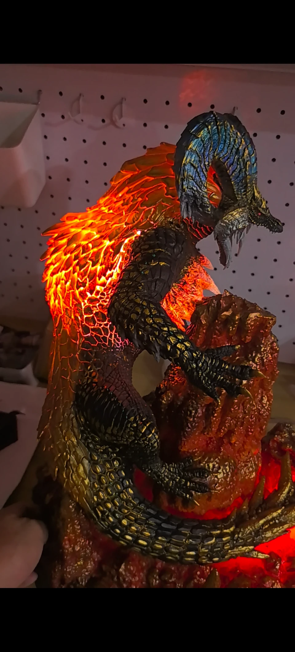 【Pre-sale】Kulve Taroth with LED-Monster Hunter-BlackFatalis Studio