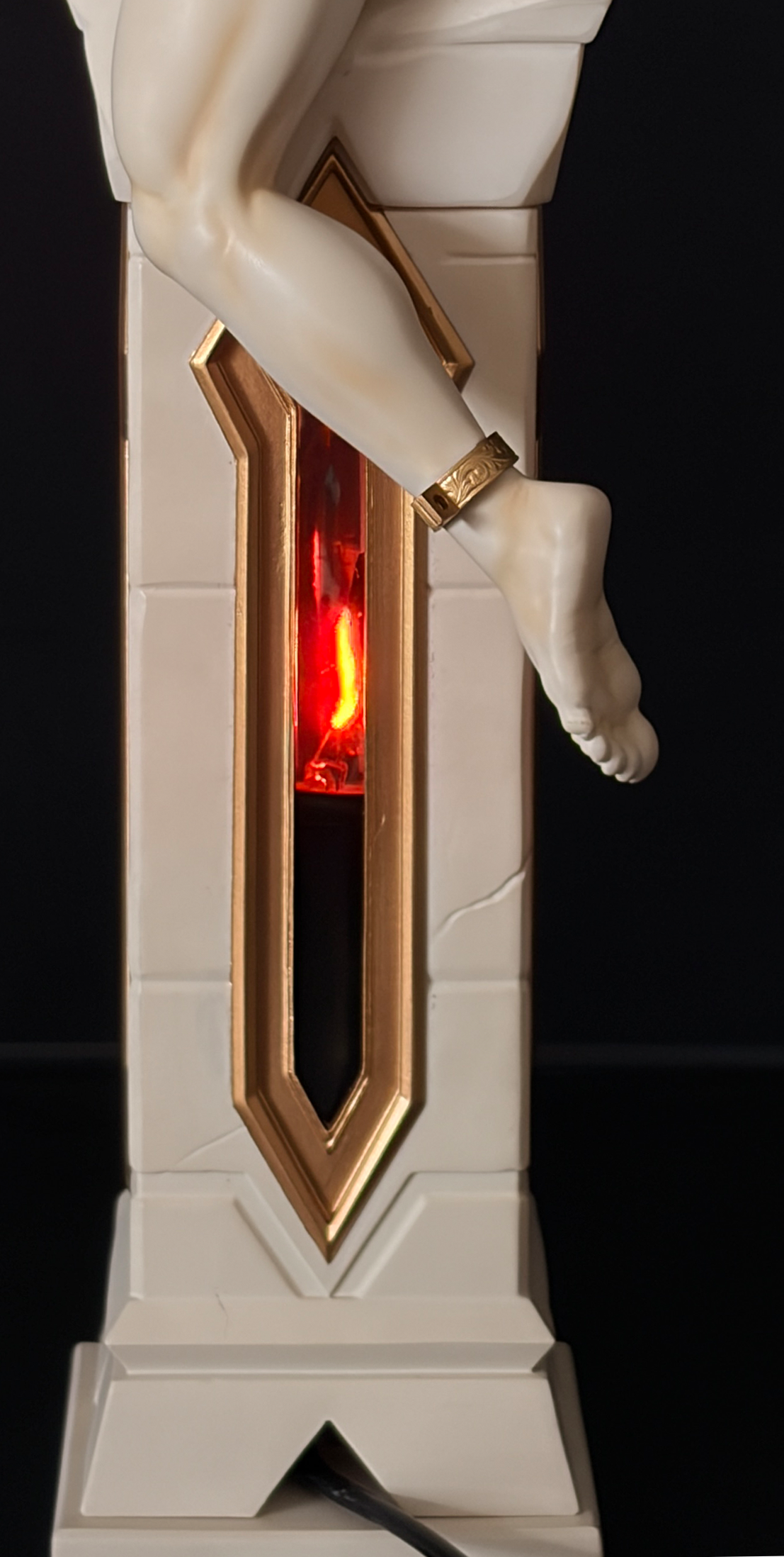 【Pre-sale】NO.9 Prometheus Steals Fire Flame Atmosphere Lamp-CHOC studio