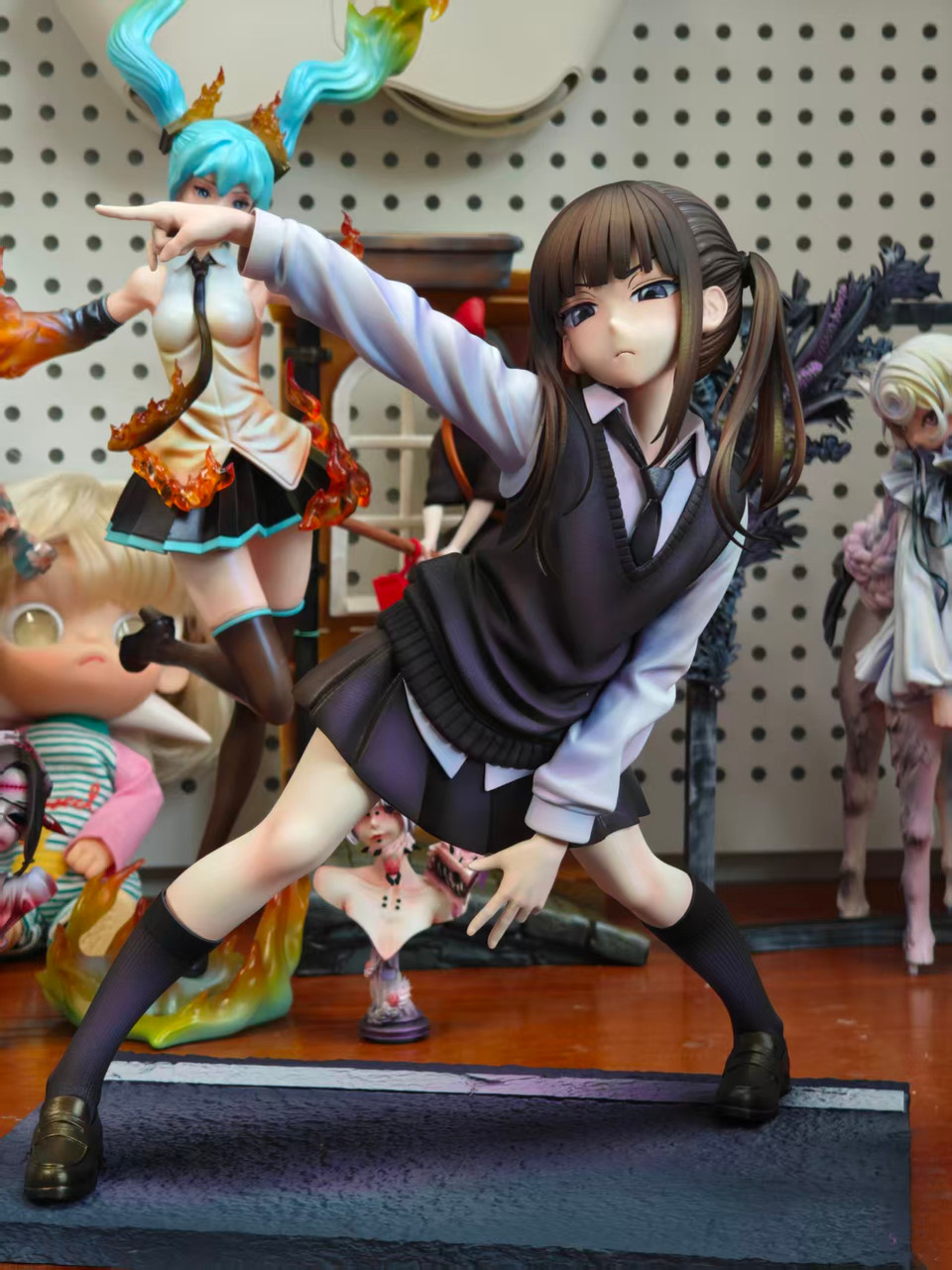 【Pre-sale】1/6 Scale Twin-tailed Girl Hoshino-san-QAQ Studio