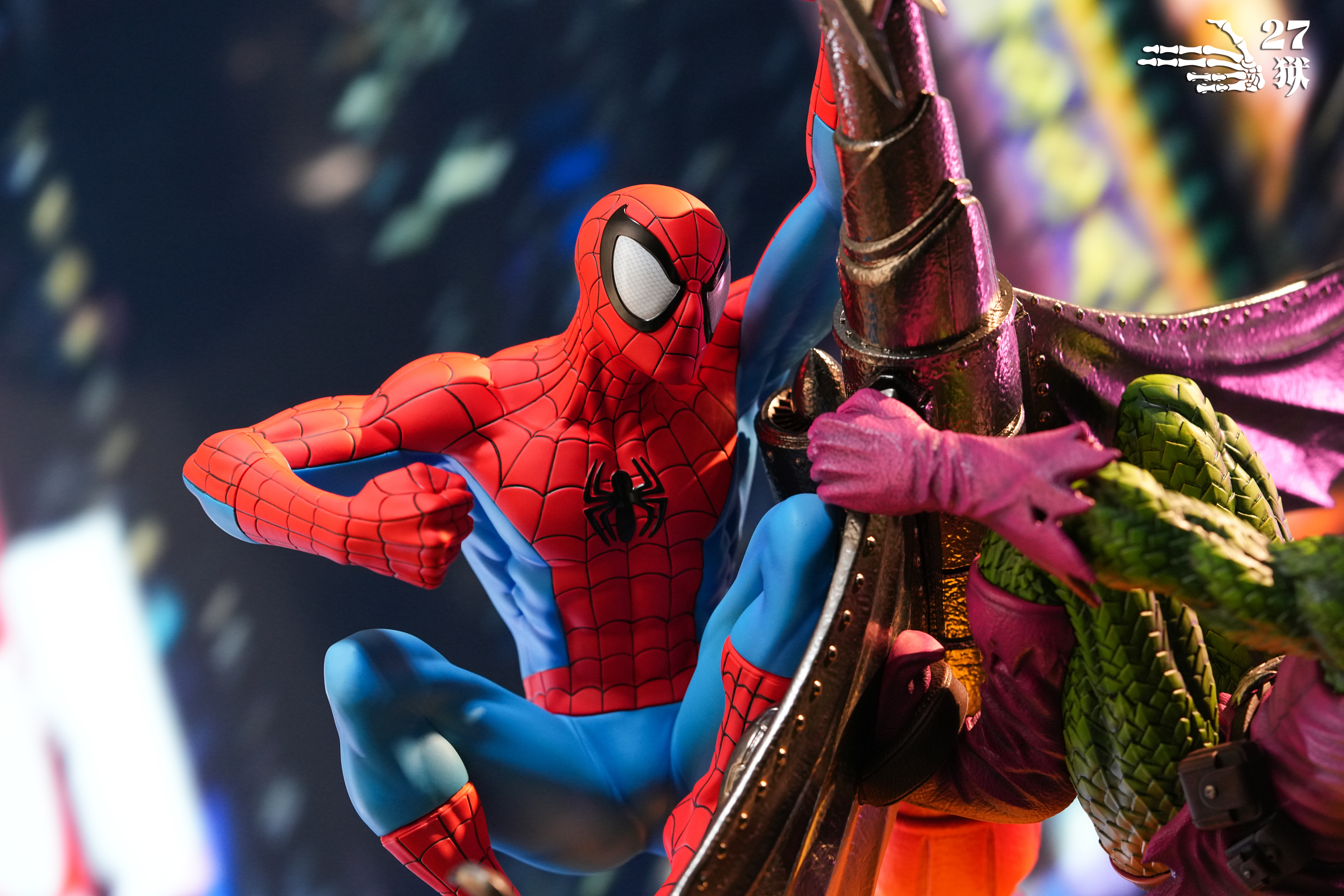 【Pre-sale】1/4 Scale Spiderman VS Green Goblin Diorama-27abyss Studio