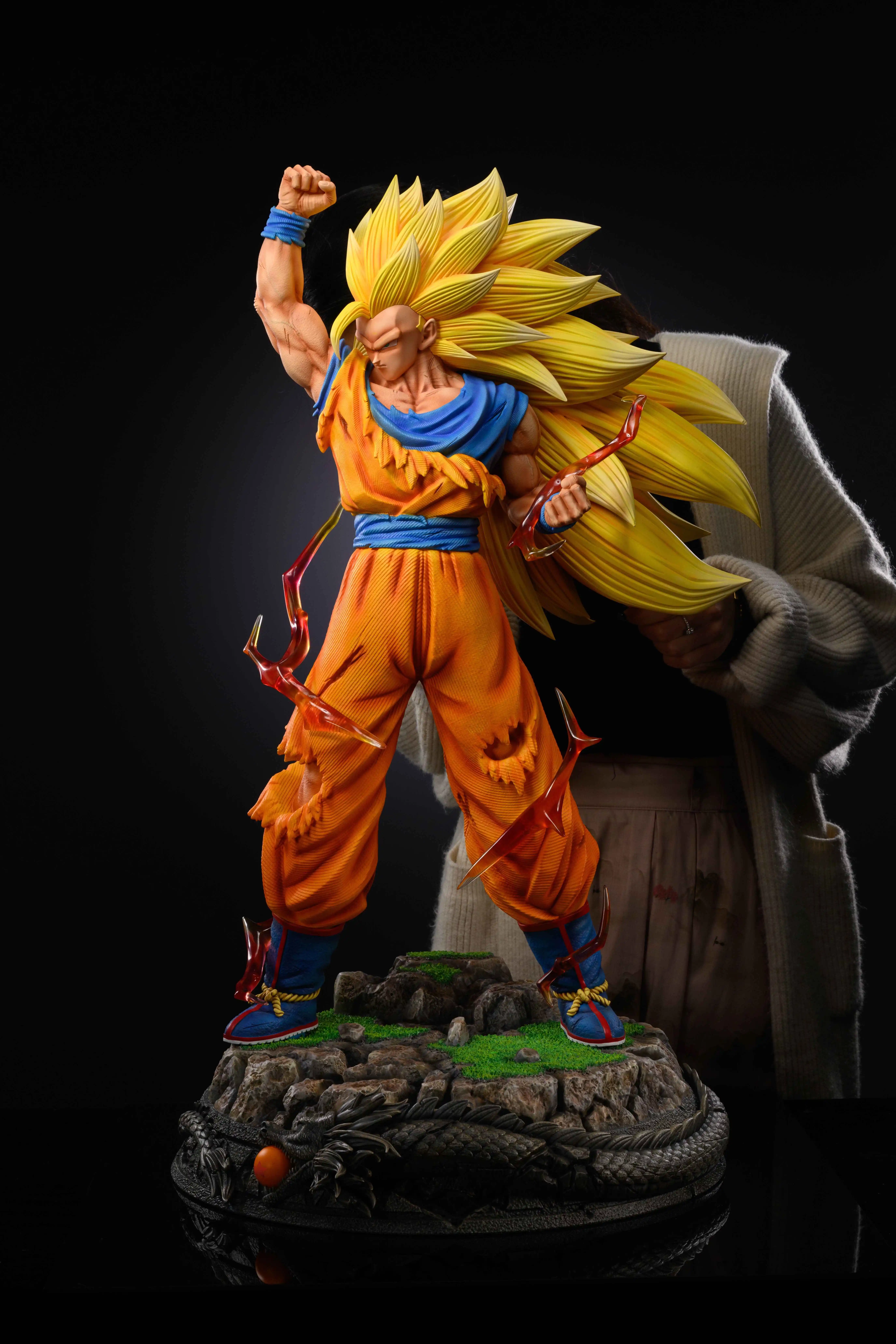 【Pre-sale】Standing Son Goku-70cm Studio