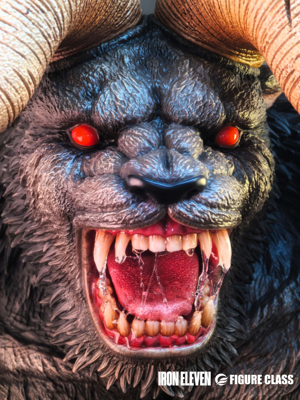 【Pre-sale】1/6 Scale Nosferatu Zodd-Attack On Titan-IRON ELEVEN & FIGURE CLASS Studio