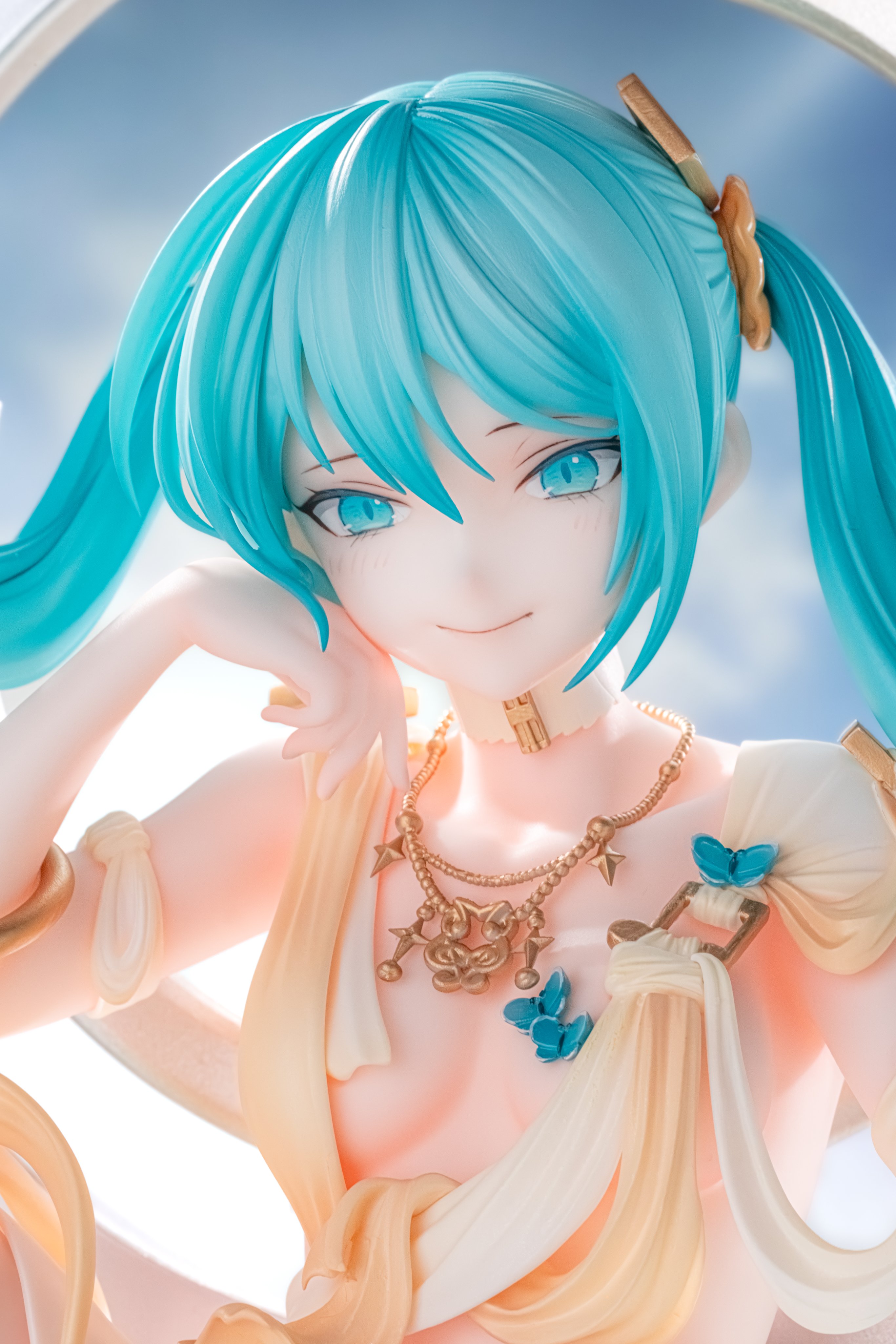 【Pre-sale】1/6 Scale Hatsune Miku-Vocaloid-Fix cast Studio