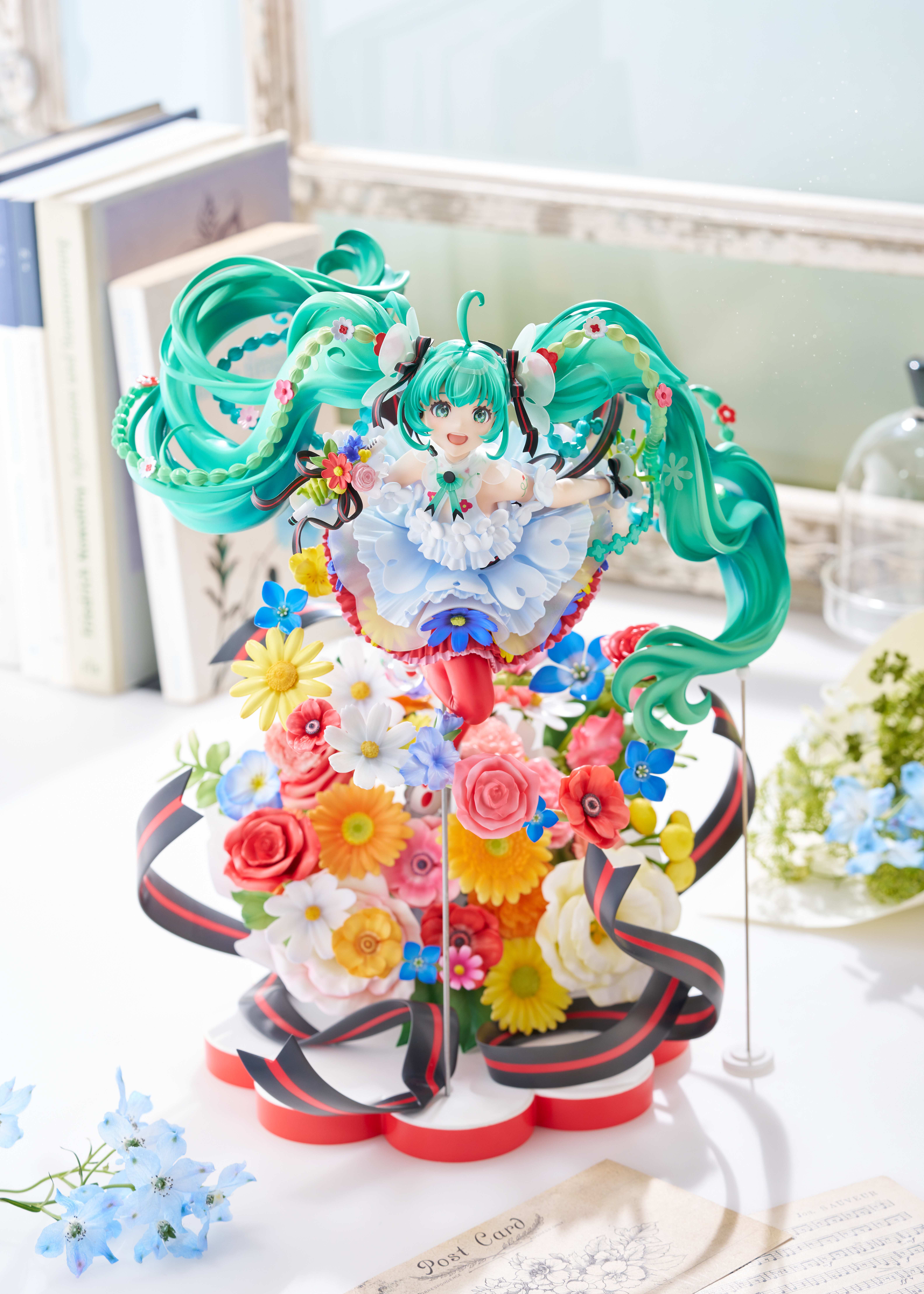 【Pre-sale】1/7 Scale JAPAN LIVE TOUR Hatsune Miku-Vocaloid-Good Smile Company Studio