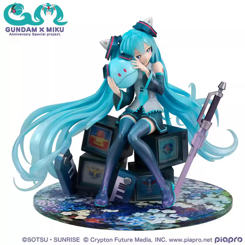 【Pre-sale】Lucrea Hatsune Miku-MegaHouse Studio