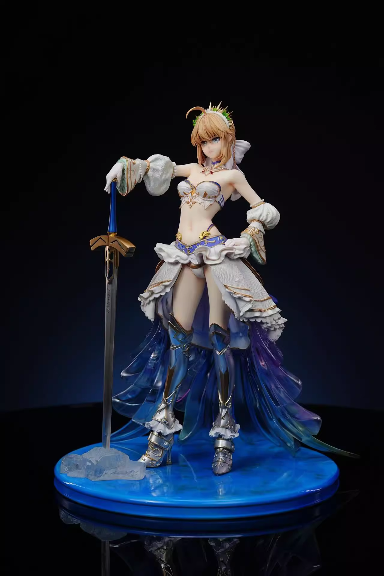 【Pre-sale】1/6 and 1/4 Scale Saber-SakuraCore Studio