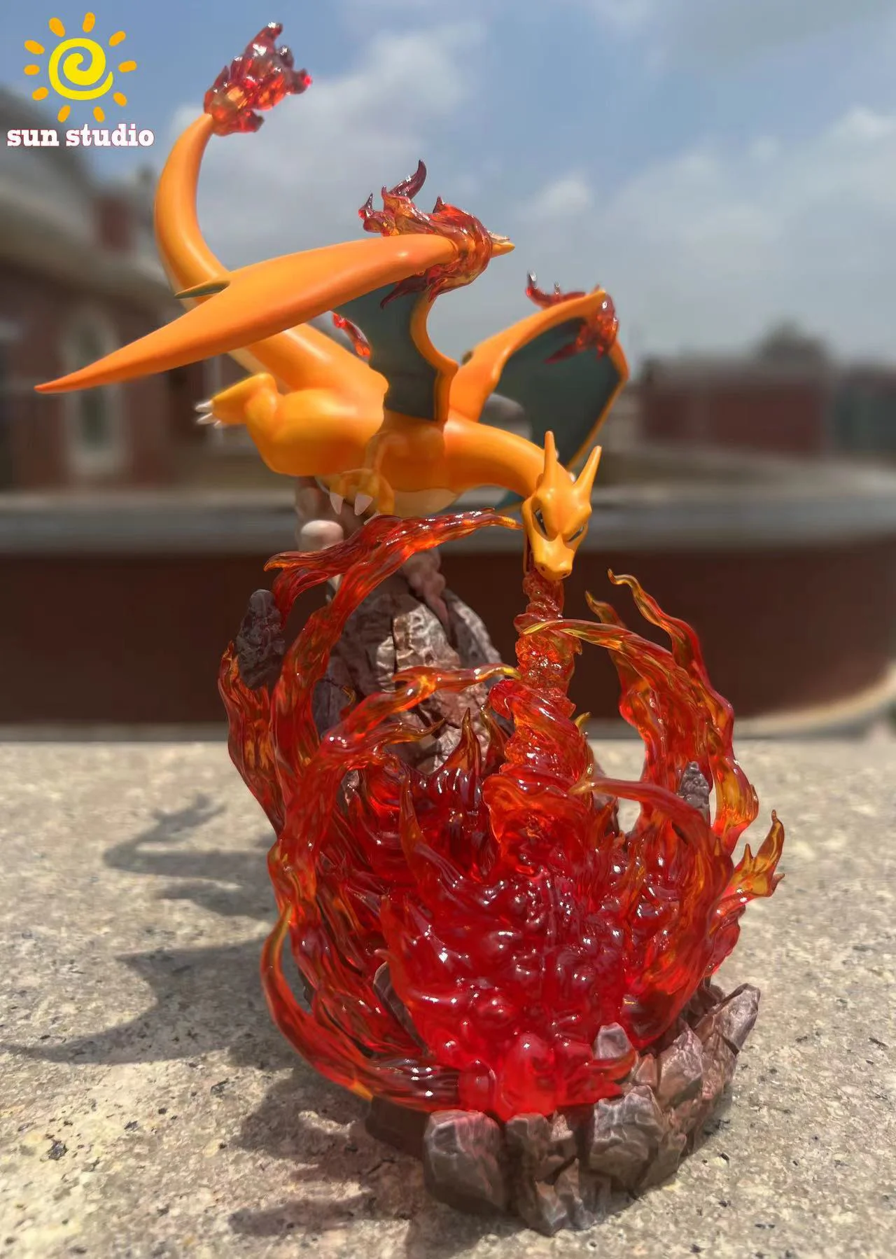 【Pre-sale】1/20 Scale World Zukan Charizard with LED-Pokemon-Sun Studio