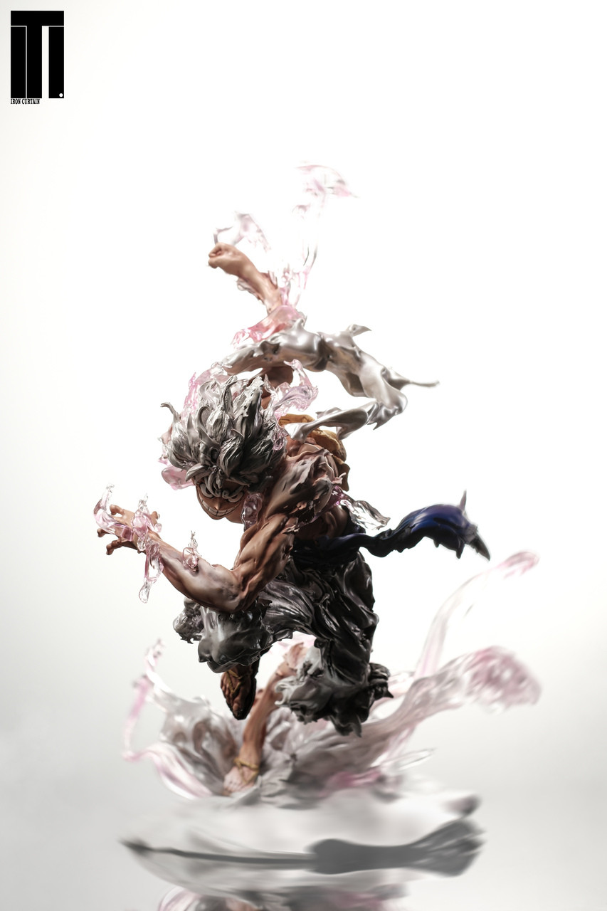 【Few left】POP Scale Nika Monkey D. Luffy 2.0 with LED-Iron Curtain Studio