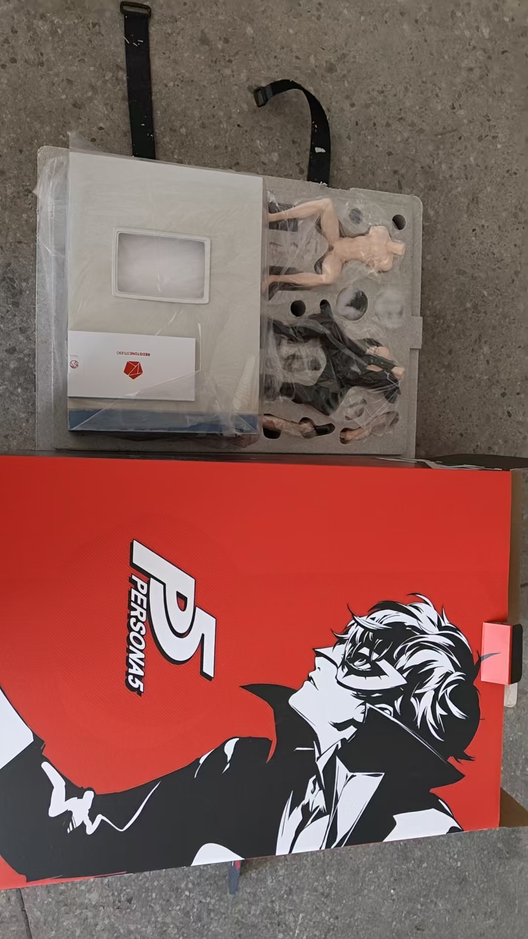 4728882-JOKER--Red Stone Studio