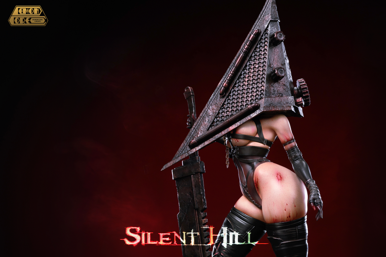 【Sold out】1/6 Scale Pyramid Head-Silent Hill-Demon Core Studio