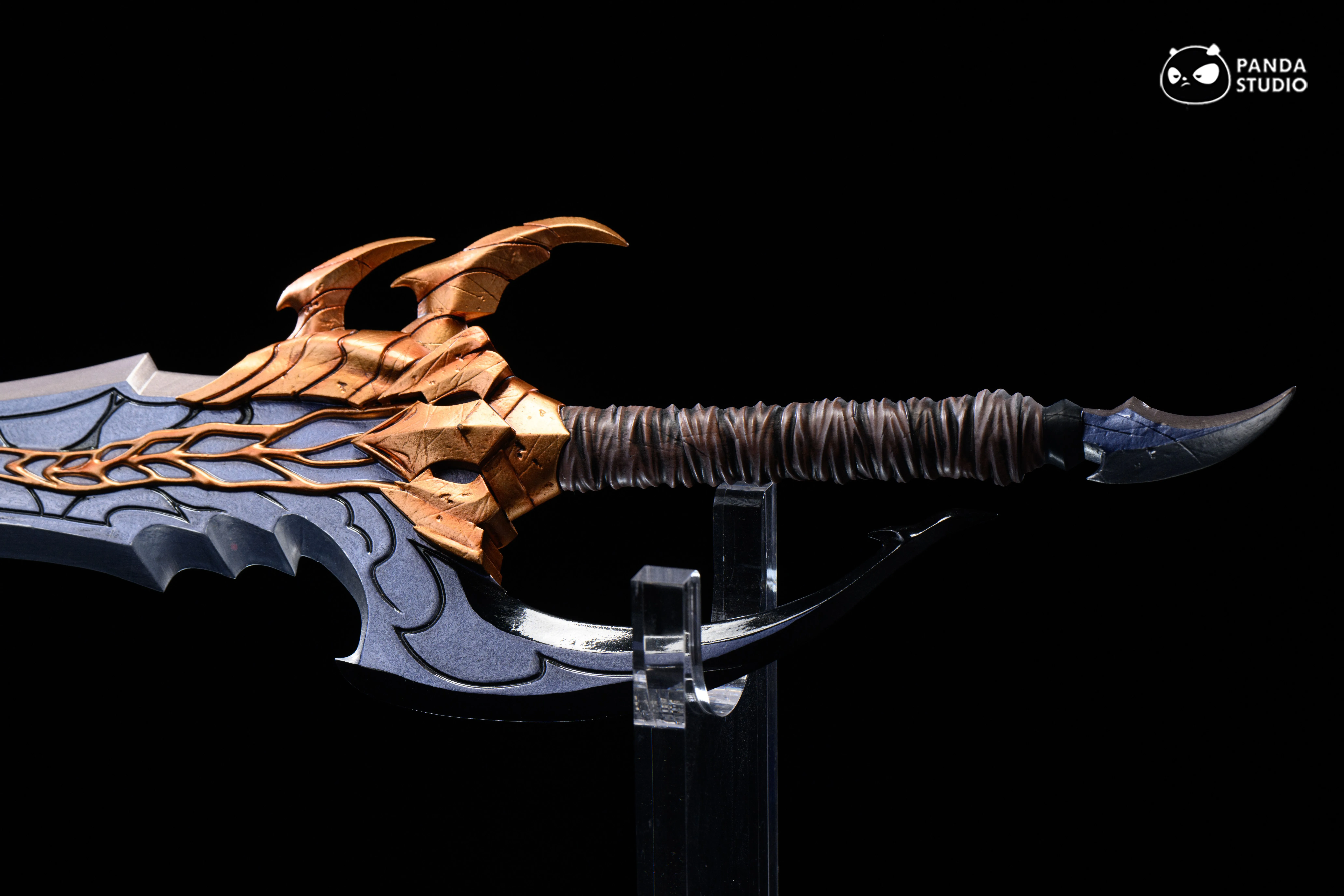 【Pre-sale】1/1 Scale Sung Jin-Woo's weapon 'Kasaka's Venom Fang' and 'Knight Killer'-Panda Studio