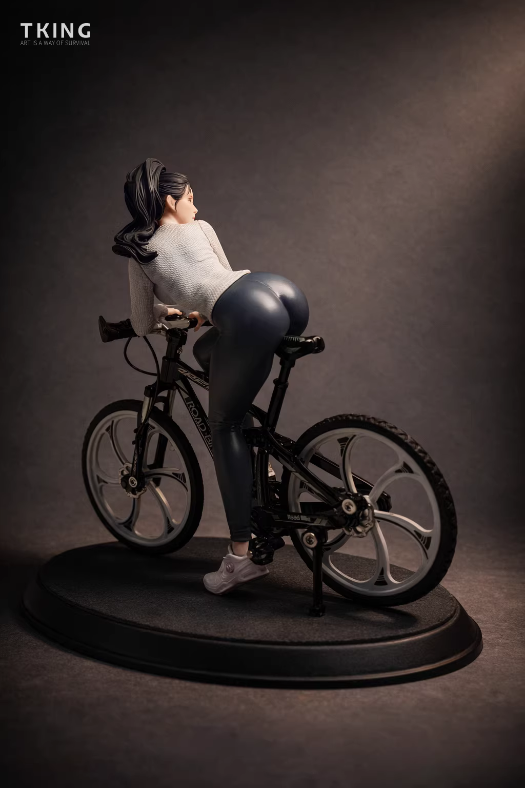【Pre-sale】1/8 Scale Bicycle Riding Girl-TKing Toys Studio